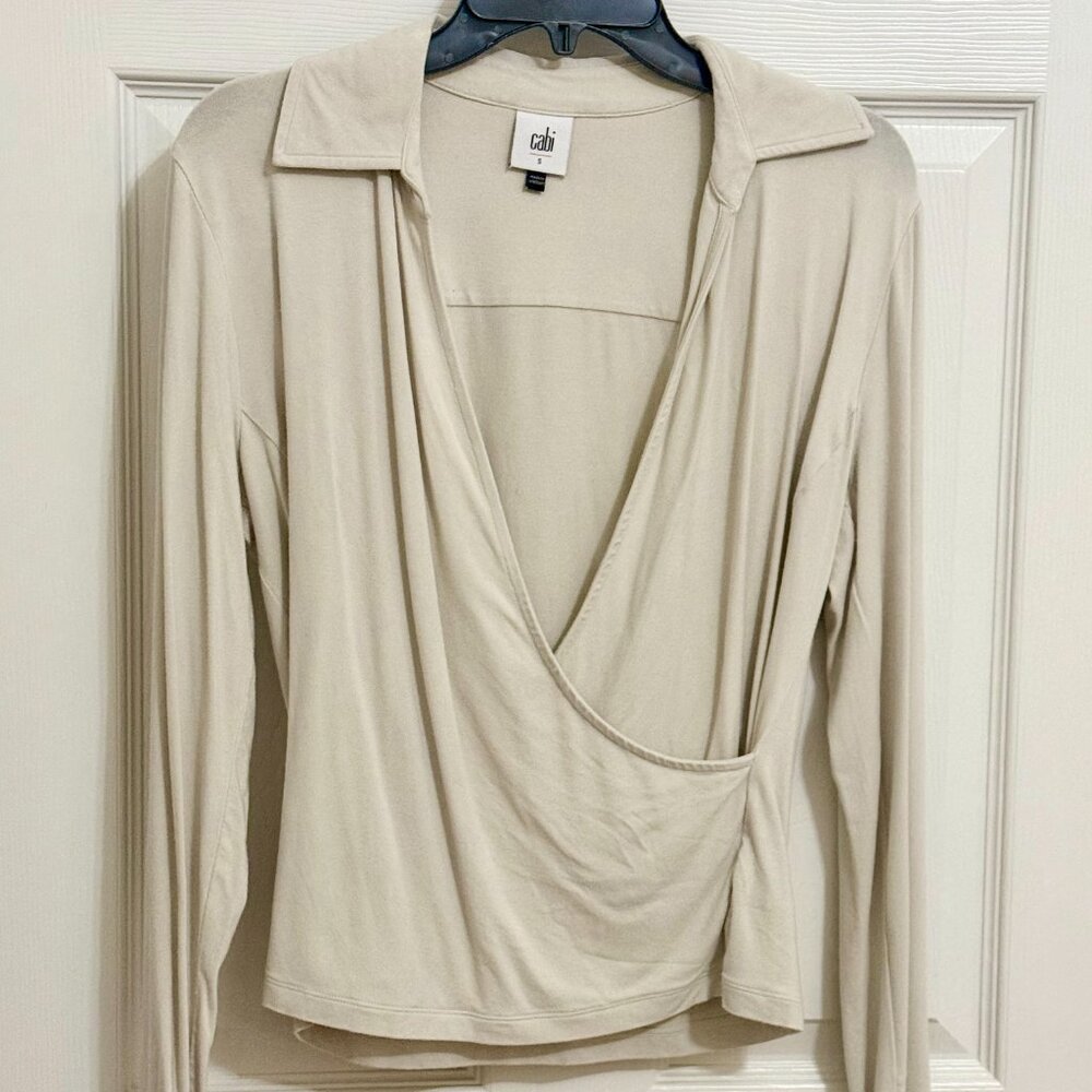cabi Crossover Top Size Small - Picture 2 of 5